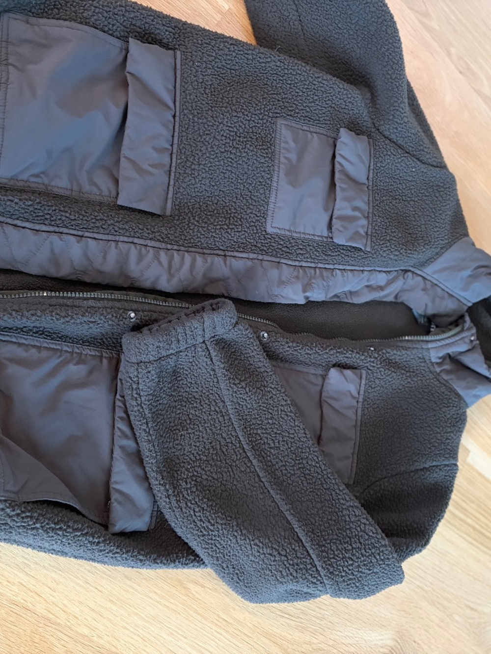 Vuori full zip fleece jacket